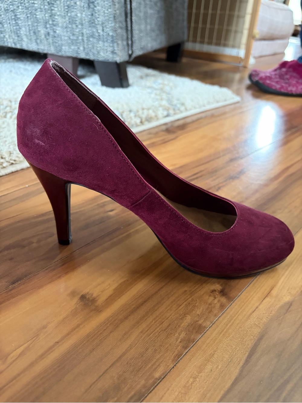Women's Burgundy Suede High Heel Pump